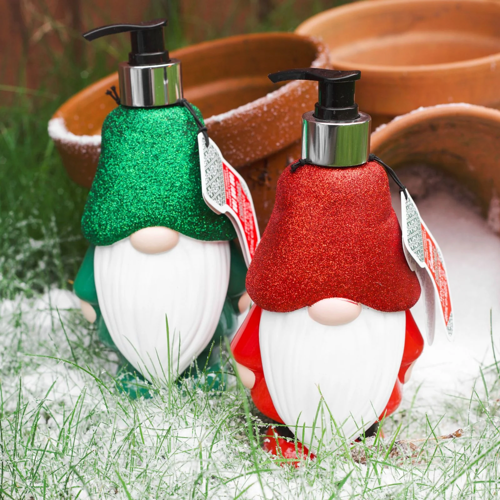 Santa Gnome Hand Wash Spruce 480ml - Image 3